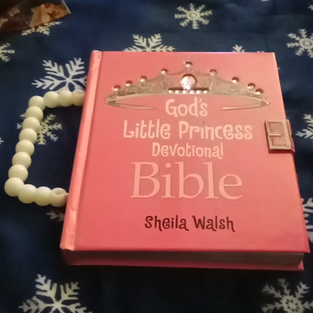 A little girl bible devotional